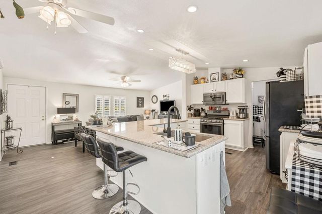 73450 Country Club Drive 277, Palm Desert, CA 92260