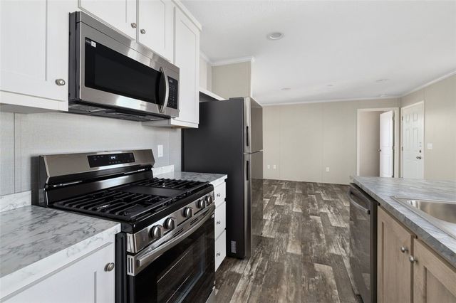 38 Lowell Avenue, Pawtucket, RI 02861