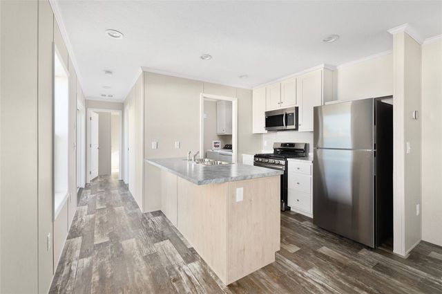 38 Lowell Avenue, Pawtucket, RI 02861