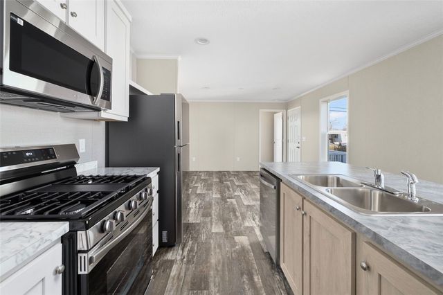 38 Lowell Avenue, Pawtucket, RI 02861