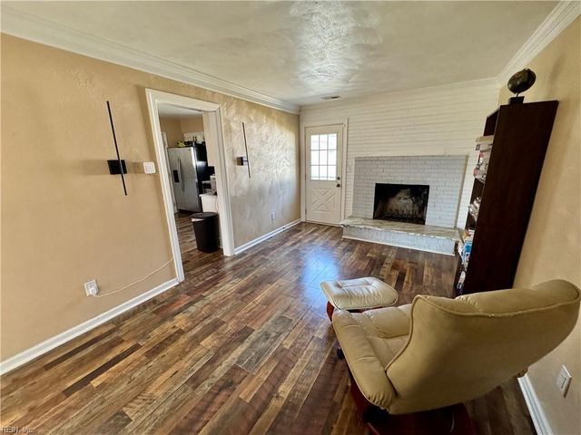 1901 Blue Knob RD, Virginia Beach, VA 23464