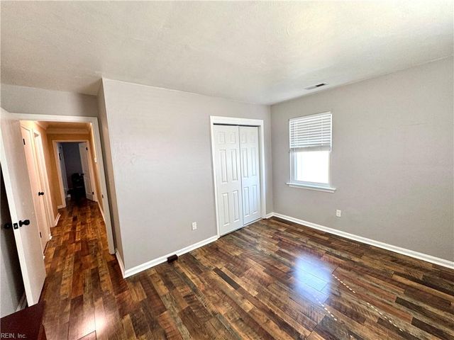 1901 Blue Knob RD, Virginia Beach, VA 23464