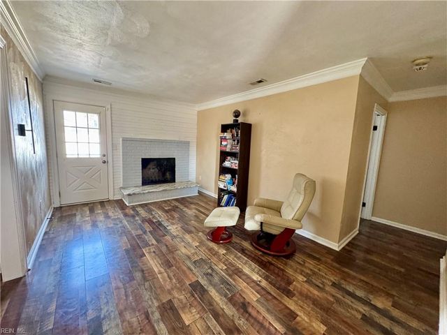 1901 Blue Knob RD, Virginia Beach, VA 23464