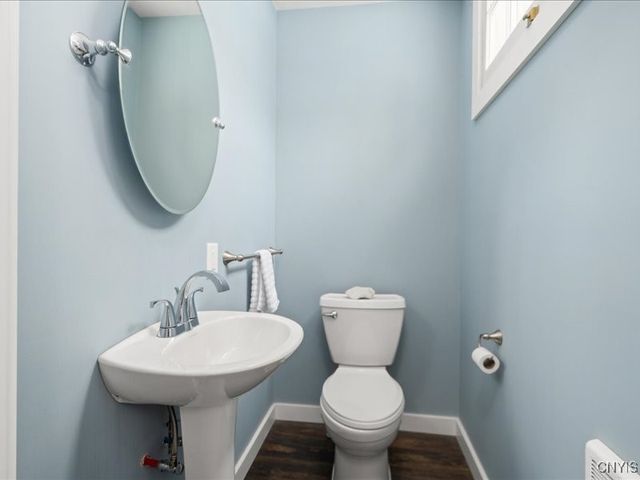 6 Ironwood Road, New Hartford, NY 13413