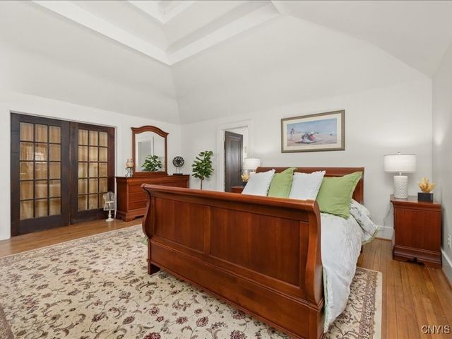 6 Ironwood Road, New Hartford, NY 13413