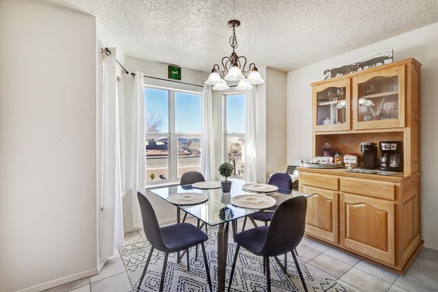 9964 Cardinal Street NW, Albuquerque, NM 87114