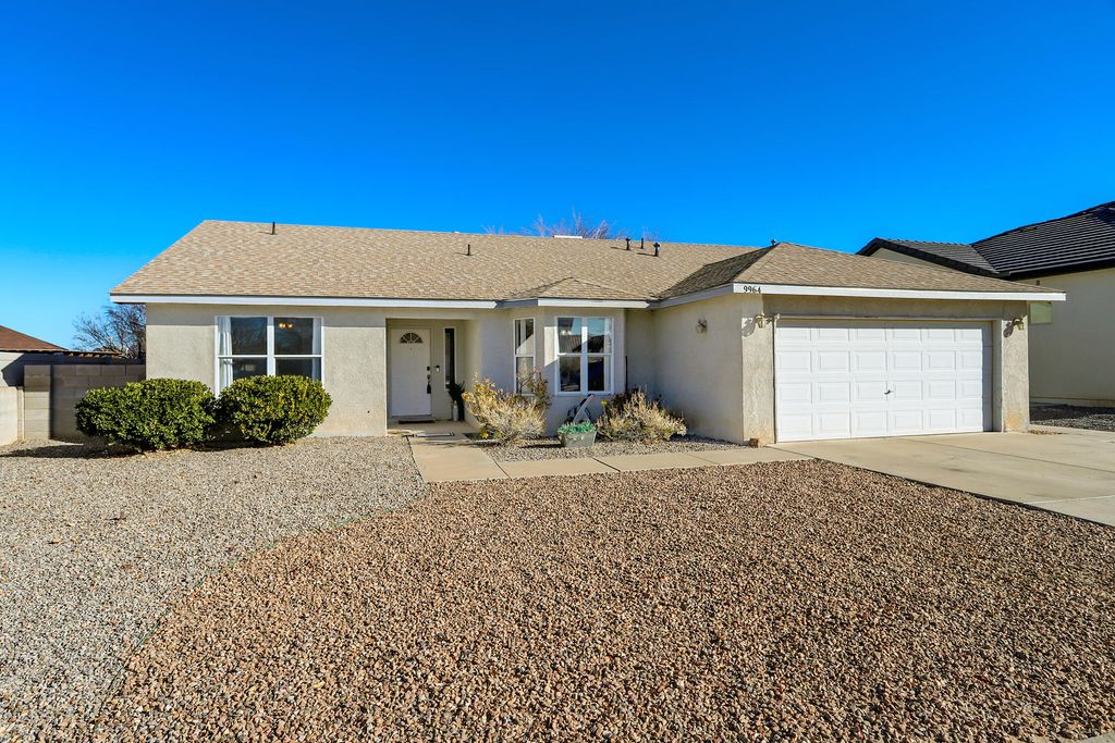 9964 Cardinal Street NW, Albuquerque, NM 87114