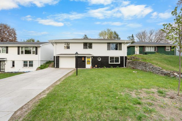 1538 Birmingham Street, Saint Paul, MN 55106