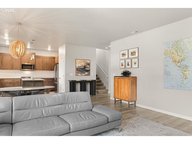 1711 N SWEETGUM St, Canby, OR 97013