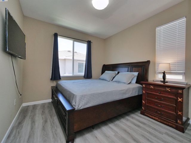 2419 Sienna Dr, Pittsburg, CA 94565
