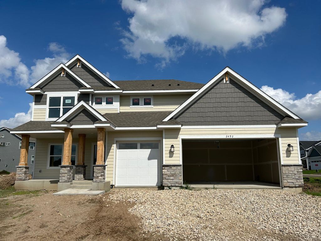 2492 Tyrone Drive, Shakopee, MN 55379