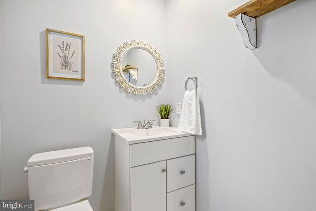 12717 MELVILLE LANE, Fairfax, VA 22033