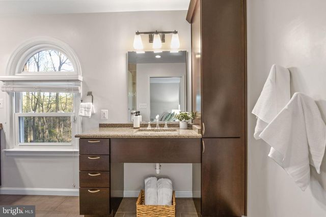 12717 MELVILLE LANE, Fairfax, VA 22033