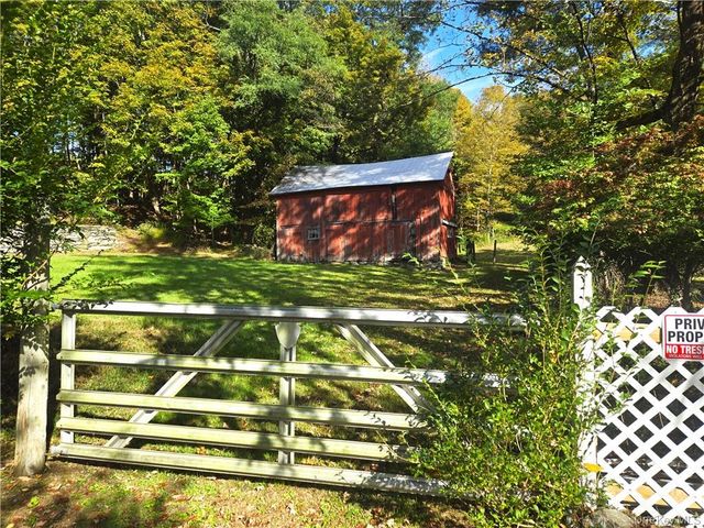303 Hicks Hill Road, Stanfordville, NY 12582