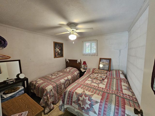 50 Deaton Ln, Parsons, TN 38363