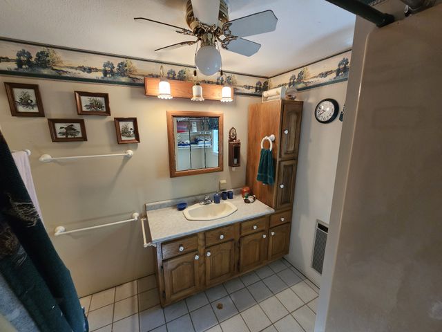 50 Deaton Ln, Parsons, TN 38363