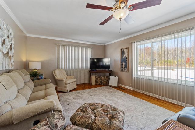 5812 S Adams Street, Marion, IN 46953