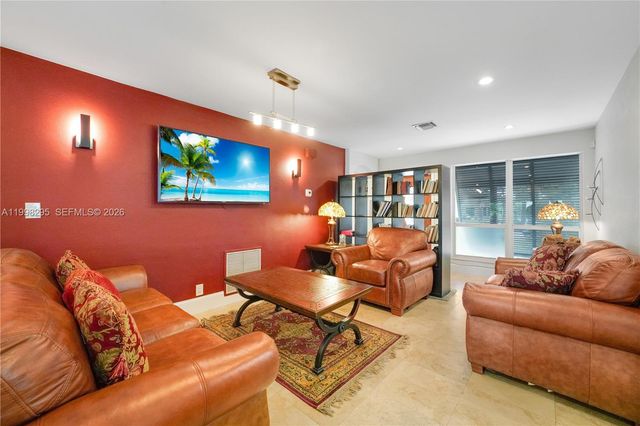 905 Mandarin Isle, Fort Lauderdale, FL 33315