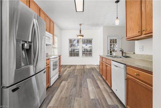 724 Charles ST, Chesapeake, VA 23320