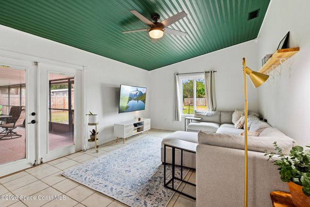 823 Lamplighter Drive NW, Palm Bay, FL 32907
