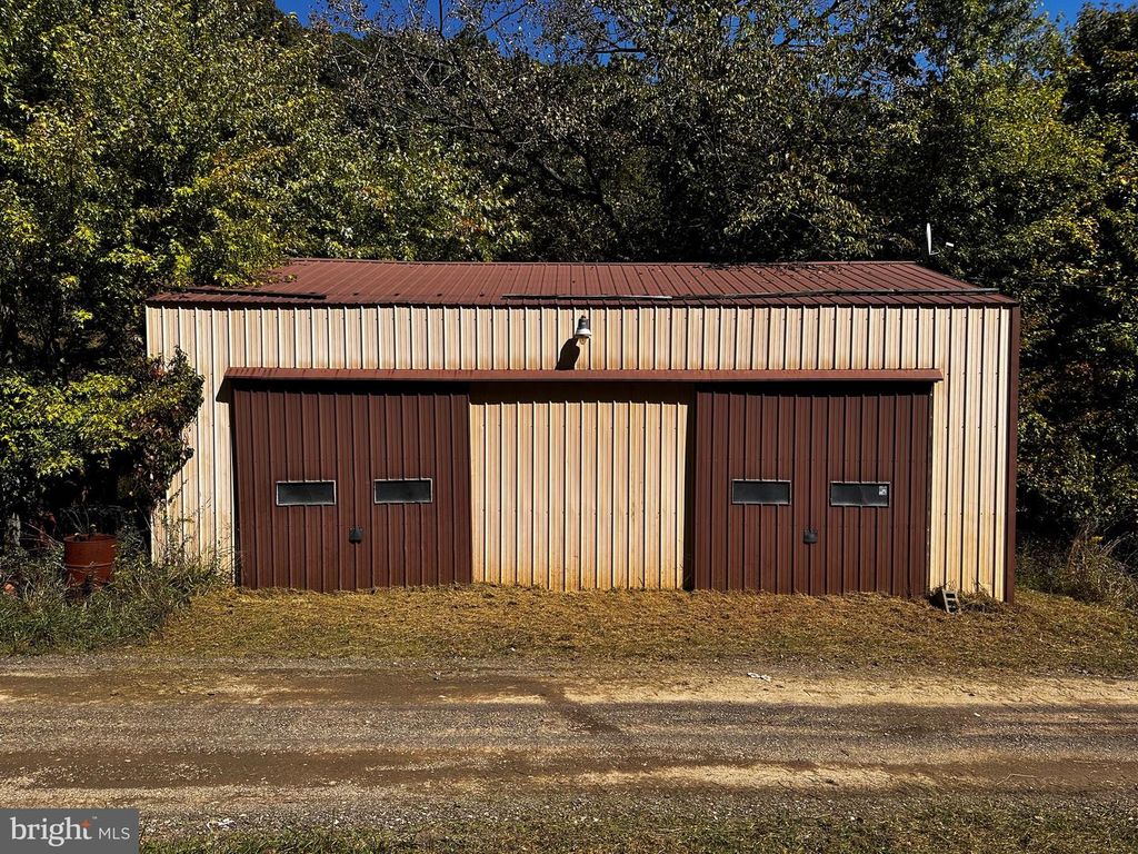 303 LONG HOLLOW DR, Keyser, WV 26726