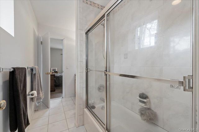 24 Wisteria Drive, Remsenburg, NY 11960