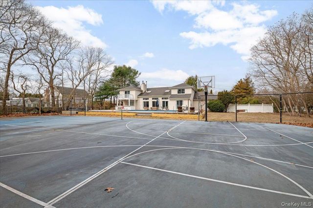 24 Wisteria Drive, Remsenburg, NY 11960