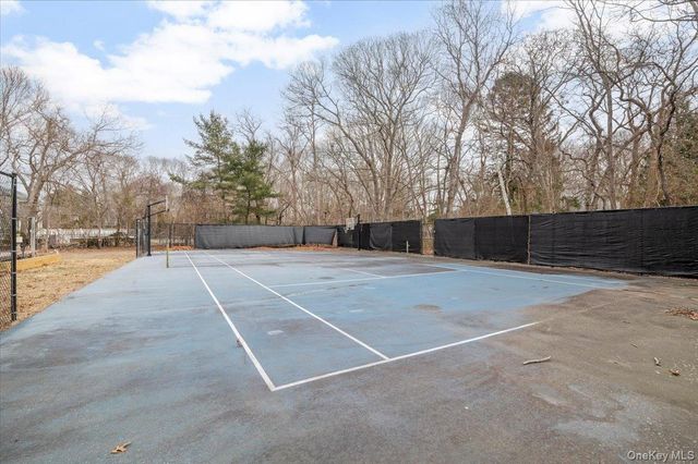 24 Wisteria Drive, Remsenburg, NY 11960