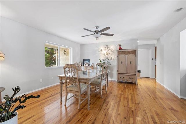 24 Wisteria Drive, Remsenburg, NY 11960