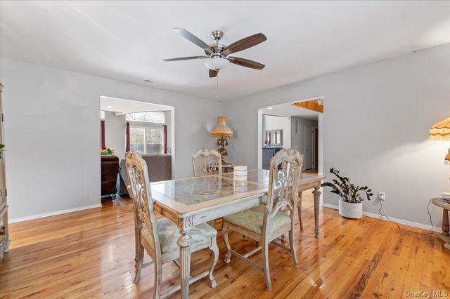 24 Wisteria Drive, Remsenburg, NY 11960