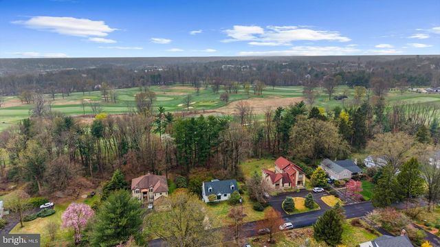552 WOODWARD DR, Huntingdon Valley, PA 19006