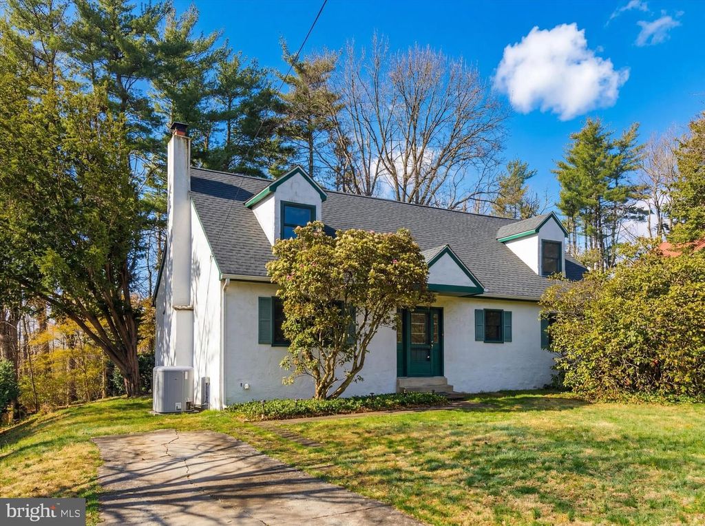 552 WOODWARD DR, Huntingdon Valley, PA 19006