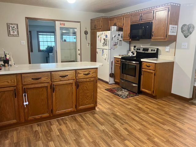 5763 E KY Hwy 90, Albany, KY 42602