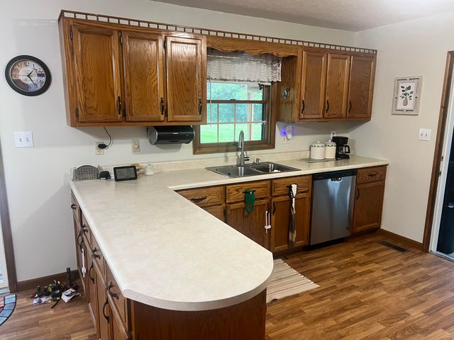 5763 E KY Hwy 90, Albany, KY 42602