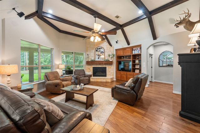140 Brendan Woods Lane, Conroe, TX 77384