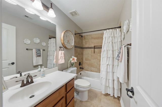 140 Brendan Woods Lane, Conroe, TX 77384