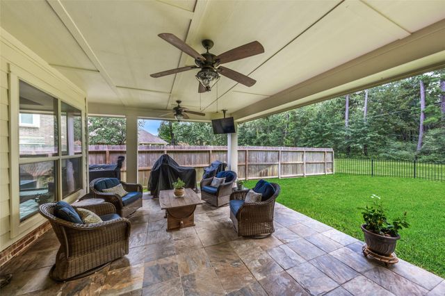140 Brendan Woods Lane, Conroe, TX 77384
