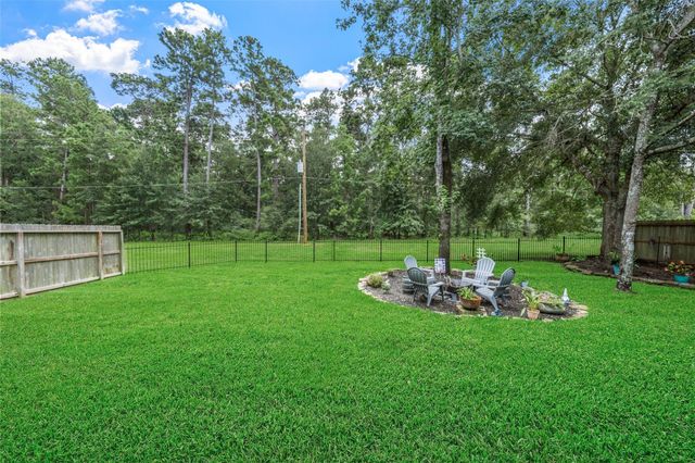 140 Brendan Woods Lane, Conroe, TX 77384