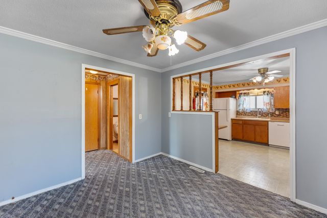 4621 S Oak Ave, Wichita, KS 67217