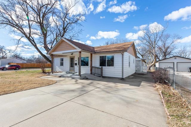 4621 S Oak Ave, Wichita, KS 67217