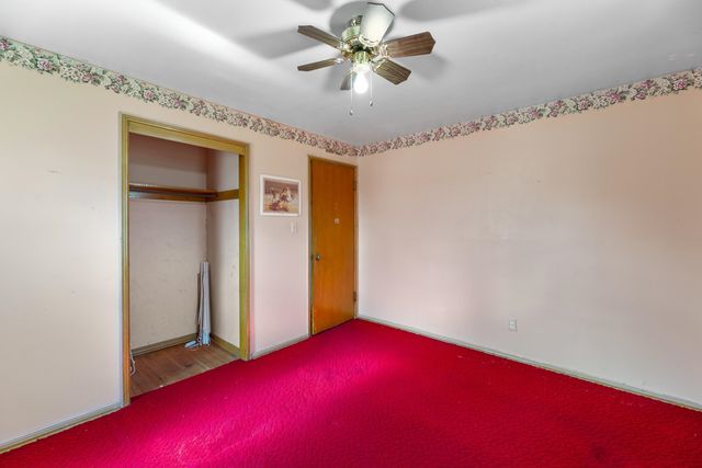 4621 S Oak Ave, Wichita, KS 67217