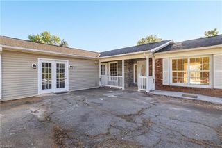 3227 Loftyview Drive, High Point, NC 27260