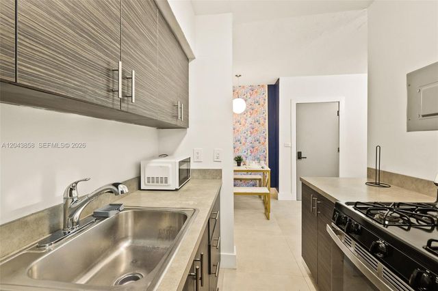 7340 Harding Ave 4, Miami Beach, FL 33141