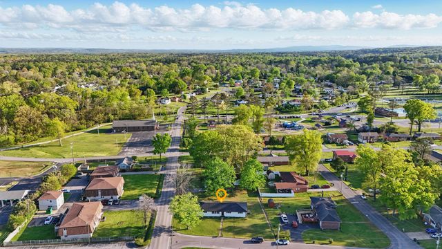 38 Phillips Drive, Fort Oglethorpe, GA 30742