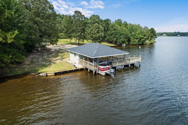 920 Sodie Cameron Rd., Lumberton, MS 39455