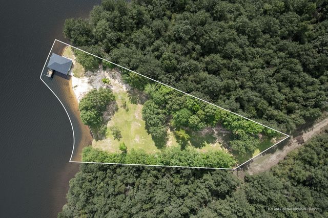 920 Sodie Cameron Rd., Lumberton, MS 39455