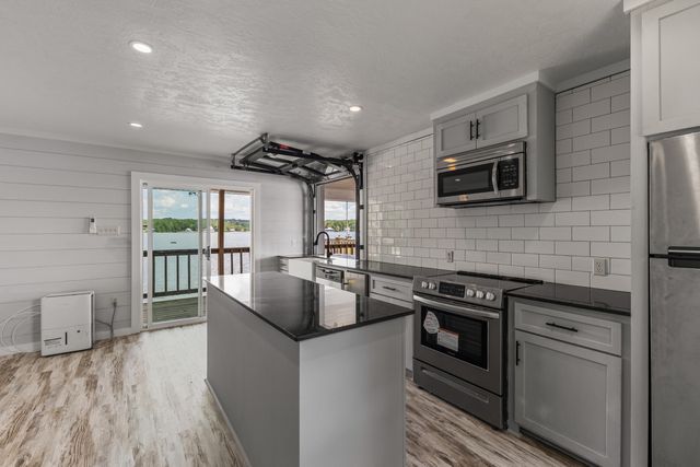 920 Sodie Cameron Rd., Lumberton, MS 39455