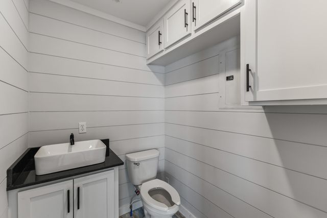 920 Sodie Cameron Rd., Lumberton, MS 39455