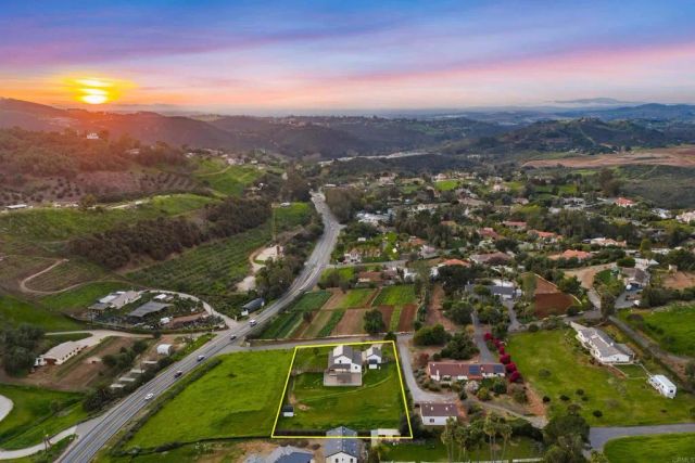 3024 Gopher Canyon Rd, Vista, CA 92084