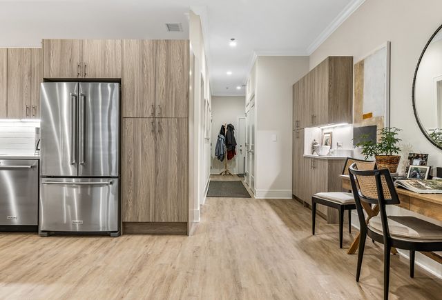 835 Lake Street 511, Oak Park, IL 60301